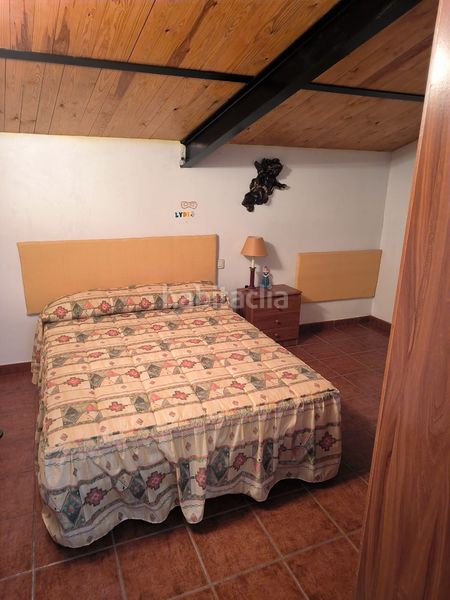 Foto 8535e592-eb7c-479e-9457-2237f5827747. House with heating parking in Zuñeda