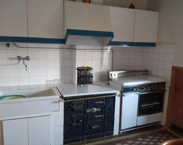 Foto 001dde3b-cd7c-4034-b98f-4ab5568fc7fd. Casa amb aparcament a Oña