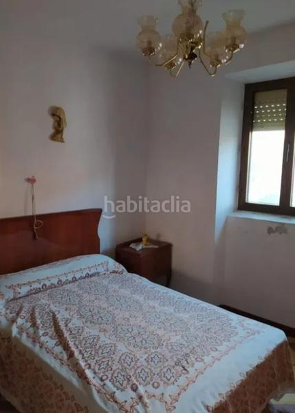 Foto 7cba6af0-f15b-47a0-883c-4d152fef07a0. Casa amb aparcament a Oña