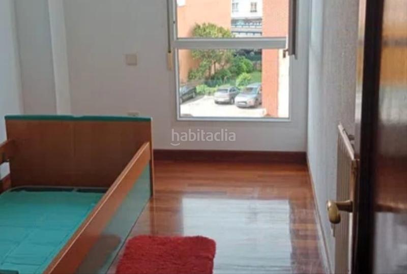 Foto 58b5ab71-0350-4d40-a89b-62ae584e35a6. Piso en Maliaño Camargo