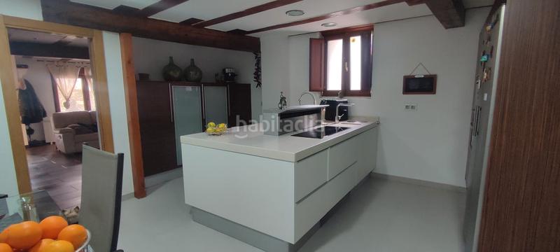Foto 8f4bcb99-a3c9-409c-9903-4f4a84472764. Casa adossada amb calefacció a Otañes-Talledo Castro - Urdiales