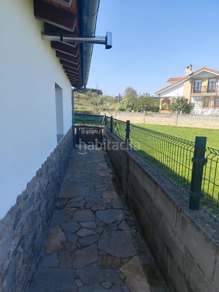 Foto 7c12aee4-9312-4fff-9697-c93a6cca16f2. Casa amb calefacció a Igollo Camargo