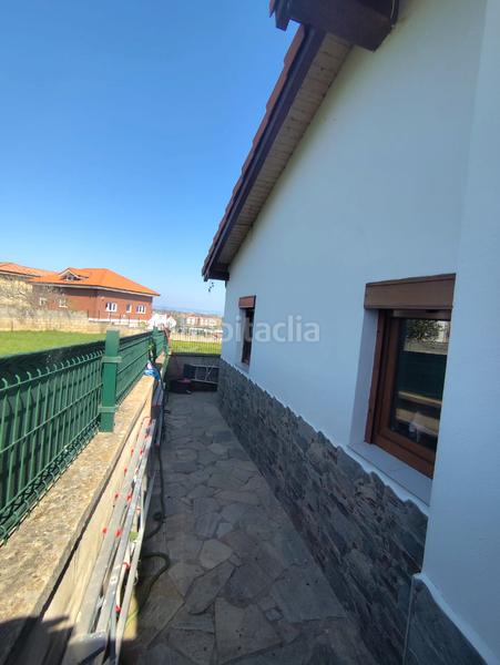 Foto 89bd5ffb-eaa2-4f03-9ac3-a44ed3053f8c. Casa amb calefacció a Igollo Camargo