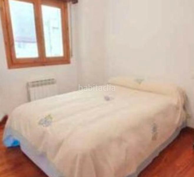 Foto 752bd4a9-2f74-4247-94fe-1b57c679b7a8. Duplex avec chauffage parking piscine dans Cogollos