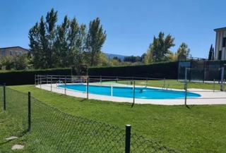 Semi detached house in Villarcayo de Merindad de Castilla la Vieja