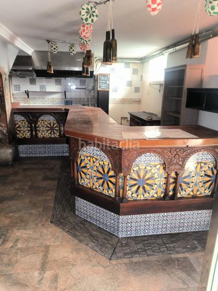 Foto 3cb338fe-ac71-40a2-8593-7b7b0566d2c1. Local comercial en El Carmen - Barrio Gimeno Burgos