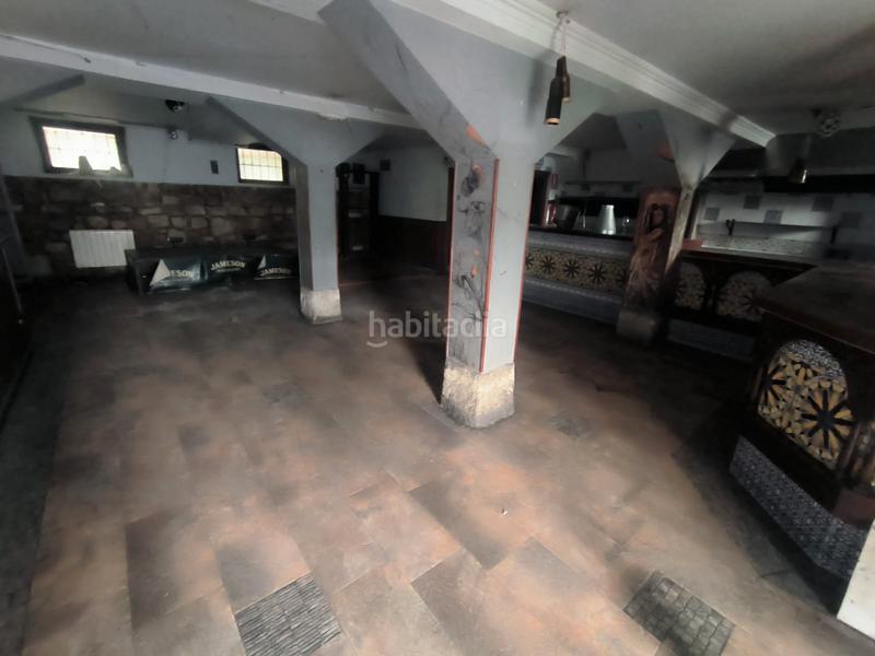 Foto f180d4dc-5449-4953-89a9-b10762259b85. Local comercial en El Carmen - Barrio Gimeno Burgos