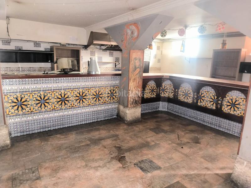 Foto fd917820-29ae-4a45-81a2-f076bb377cb2. Local comercial en El Carmen - Barrio Gimeno Burgos