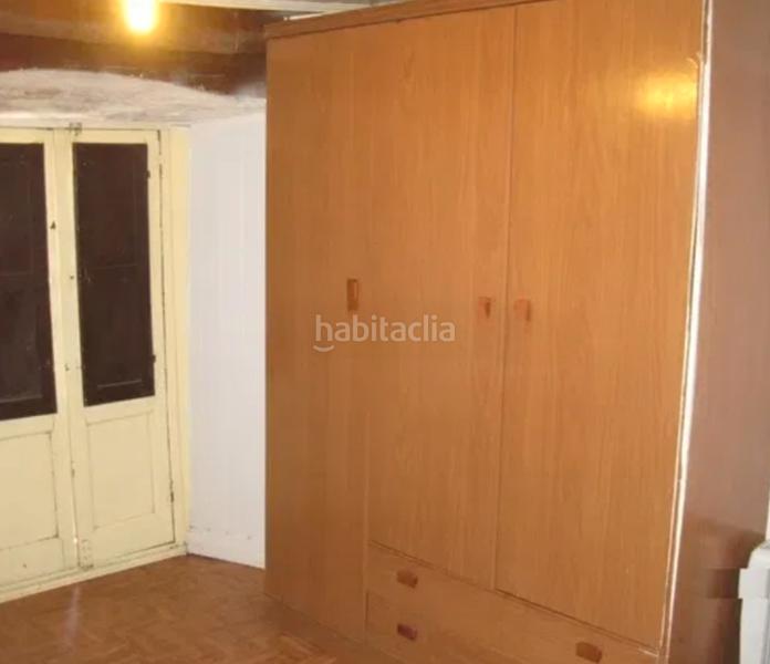 Foto cc9e0749-c352-49f9-91a2-25c94ea21ab0. Haus in Parres