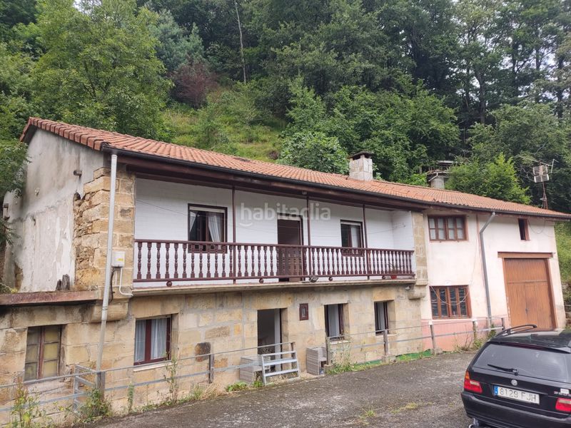 Foto 8dca2d78-aa1f-4894-a033-084e3b35827f. Country house with heating parking in Luena