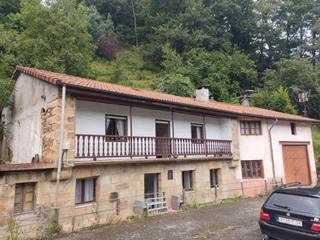 Masia a Luena