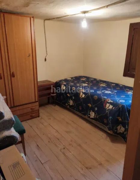 Foto 28f32843-af38-4822-b36e-9d2aed0cd0e6. Casa amb xemeneia calefacció aparcament a Valle de Tobalina