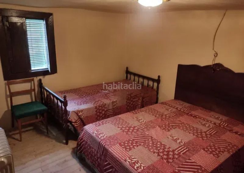 Foto 39bd58da-1549-43a6-bc83-2fed492d90bd. Casa amb xemeneia calefacció aparcament a Valle de Tobalina