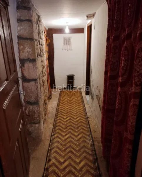 Foto 79a38342-37ee-483b-a71d-1d0e84e5a1d4. Casa amb xemeneia calefacció aparcament a Valle de Tobalina