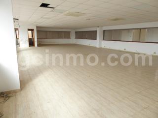 Nave industrial en Polígono San Cristóbal. Nave venta