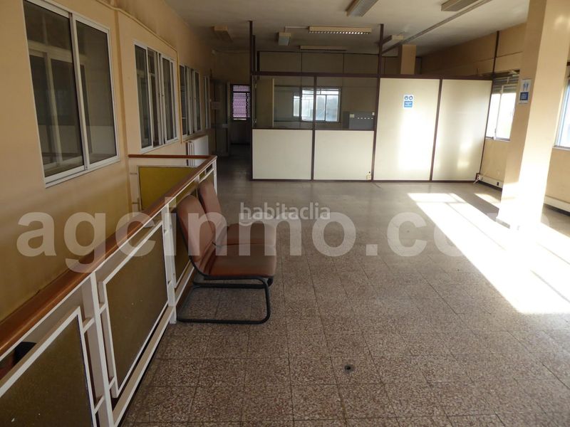 Foto fbfe0b40-e6cd-4bea-a27c-7418d72af270. Nave industrial nave venta en Polígono Argales Valladolid