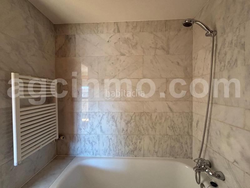 Foto c9a20d11-cb91-4ed1-8b46-d87a232ebbb2. Appartamento con riscaldamento parcheggio in Plaza de Toros Valladolid