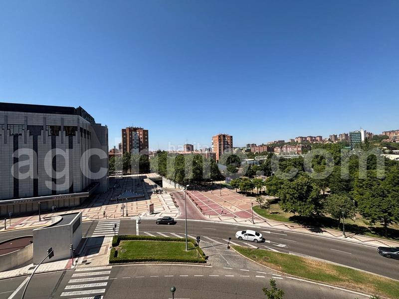 Foto fbbb66d9-1332-46e8-842b-017bdb3eba62. Appartamento con riscaldamento parcheggio in Plaza de Toros Valladolid