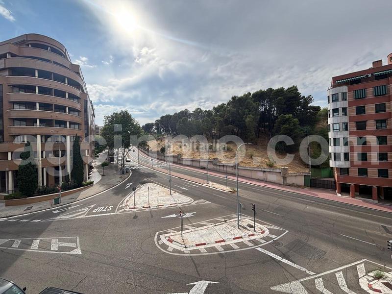 Foto 7f4a92e9-7eb3-4562-bbfc-833242e52433. Piso  venta en Parquesol Valladolid