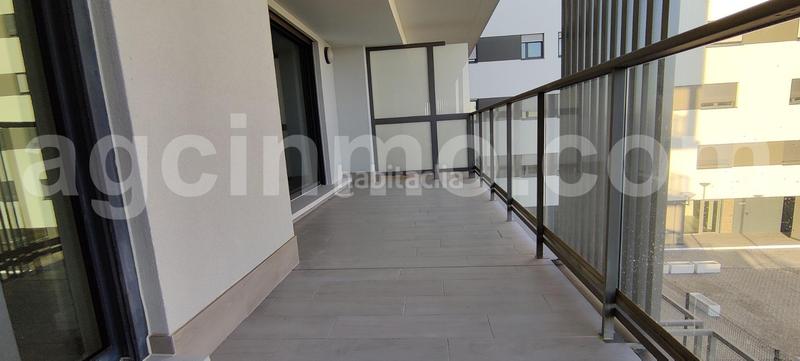 Foto 31b7e6da-2f0e-4199-9c6a-ae1c7e6dee4c. Location appartement avec chauffage parking piscine dans Valladolid