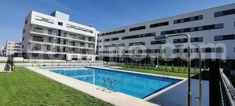 Foto 5a682113-ec89-4a95-9bd9-f25e0b4b3e94. Location appartement avec chauffage parking piscine dans Valladolid