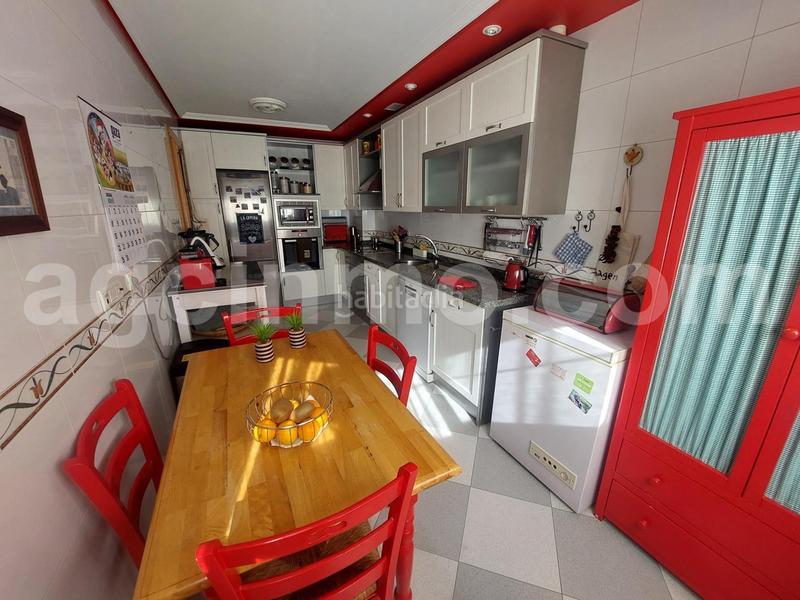 Foto 6b0d6018-8077-4517-a19d-0f4b4448864a. Xalet amb calefacció aparcament piscina a El Berrocal Valladolid