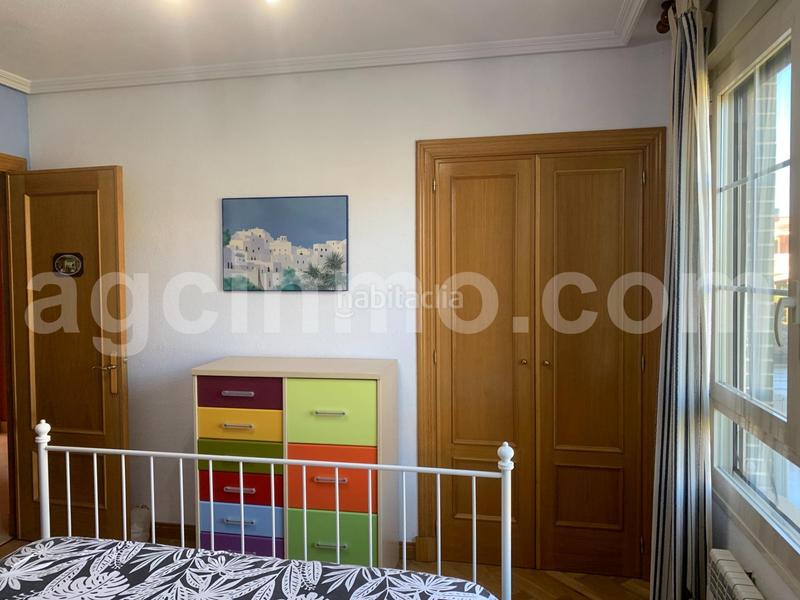 Foto 98d34605-ba1d-4d36-a628-4e0278f0d16e. Xalet amb calefacció aparcament piscina a El Berrocal Valladolid