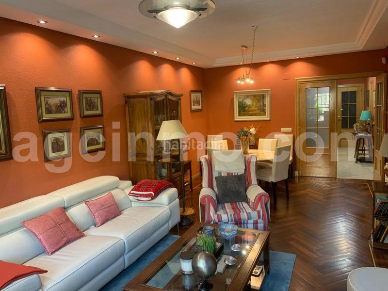 Foto af2a35d6-b3b6-4360-95a7-21c4c3ff6cb4. Xalet amb calefacció aparcament piscina a El Berrocal Valladolid