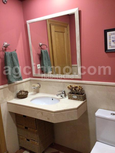 Foto deebcadd-2abd-48e4-9aa1-4c6b831dcdf9. Xalet amb calefacció aparcament piscina a El Berrocal Valladolid