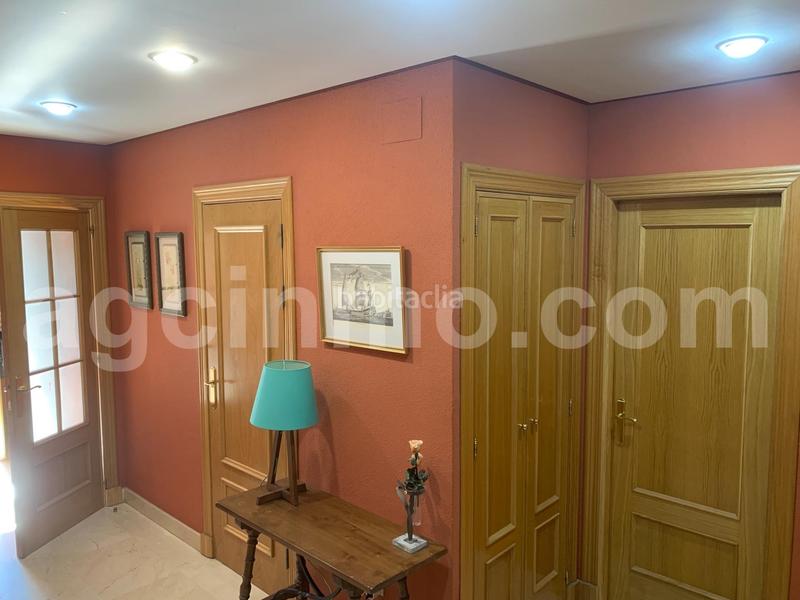 Foto f64cf08c-0777-431f-b768-89657825c38f. Xalet amb calefacció aparcament piscina a El Berrocal Valladolid