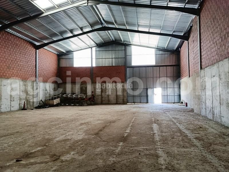 Foto 01650eeb-6639-457b-b513-da03b85e448d. Nave industrial nave venta en Fuente el Sol