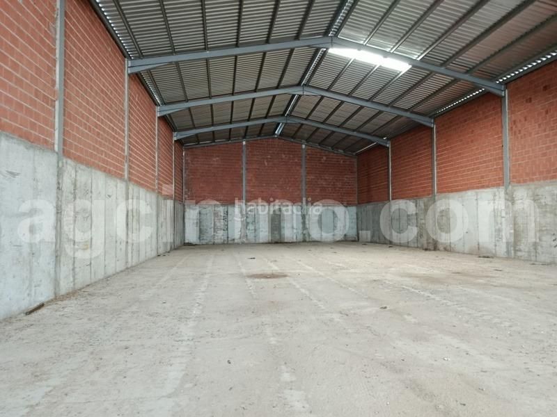 Foto 1c2f4654-4b0c-4e14-9da1-24edaf3a9517. Nave industrial nave venta en Fuente el Sol