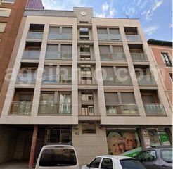 Pis  Calle panaderos. Piso en venta