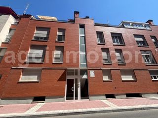 Lloguer Pis  Calle caballeria. Piso en alquiler