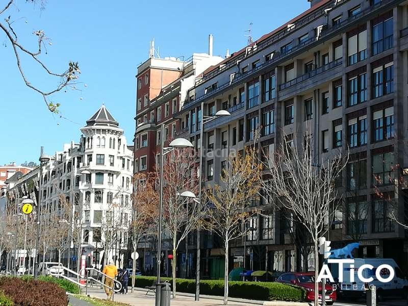 Foto 35c19ee0-c6fe-4299-bc22-57b4901ee57c. Lloguer àtic amb calefacció aparcament a Albia Bilbao