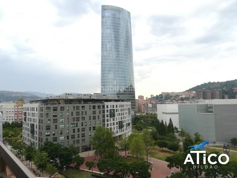 Foto 4da7cdda-3a8a-44a2-9ddf-ae323a90a95d. Lloguer àtic amb calefacció aparcament a Albia Bilbao
