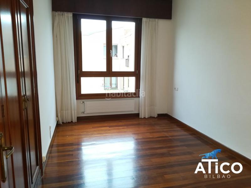 Foto 82e64be6-b162-4c7a-90d8-9327ec3ca33b. Rent penthouse with heating parking in Albia Bilbao