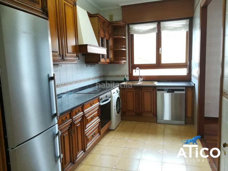 Foto b1c6ce9e-ddf2-414c-85c7-ccebef29ae3f. Rent penthouse with heating parking in Albia Bilbao