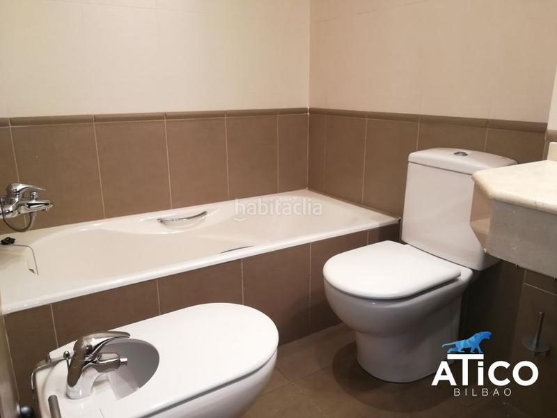 Foto dfdbaf24-93f3-4db7-802e-71fcee28fe44. Rent penthouse with heating parking in Albia Bilbao
