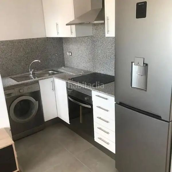 Foto e7e7f986-a438-4828-bb2b-1bff21602c1d. Ático atico zona centro en Príncep de Viana-Clot-Xalets Humbert Torres Lleida