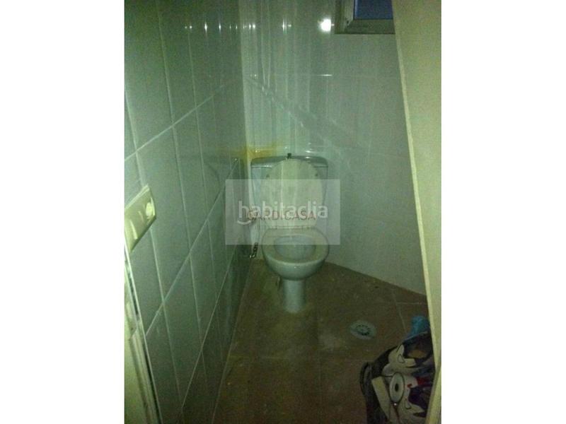 Foto 25e07fca-13cd-4081-bab7-45dcd9009814. Alquiler local comercial en Teis Vigo