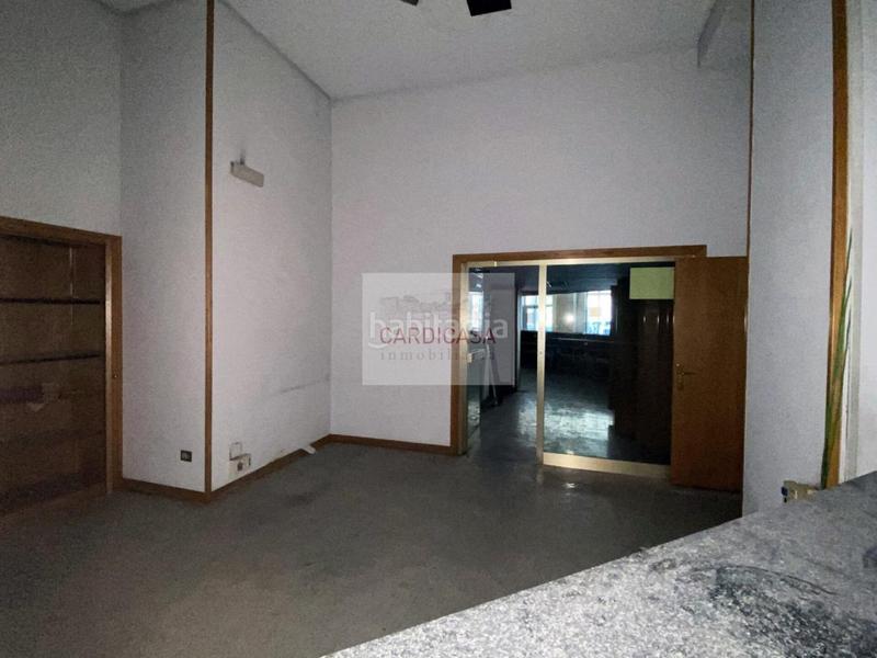 Foto abf8cda6-3cd1-4958-94c1-ecfab75db9b3. Rent business premise in Fátima Vigo