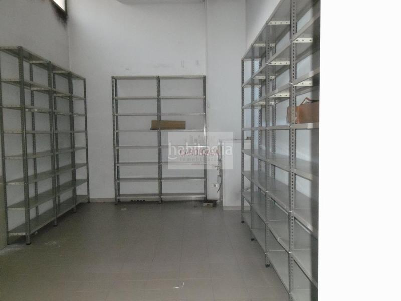 Foto cd1994d0-bcac-4775-9631-f80b007616b8. Rent business premise in Fátima Vigo