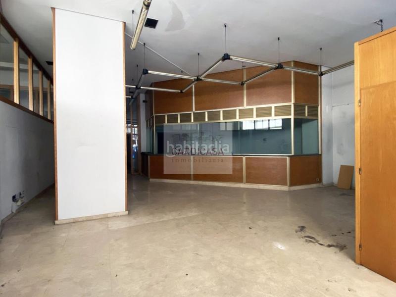 Foto 2e62cd07-7846-4d63-90b6-b426d6abe9ee. Alquiler local comercial en Fátima Vigo