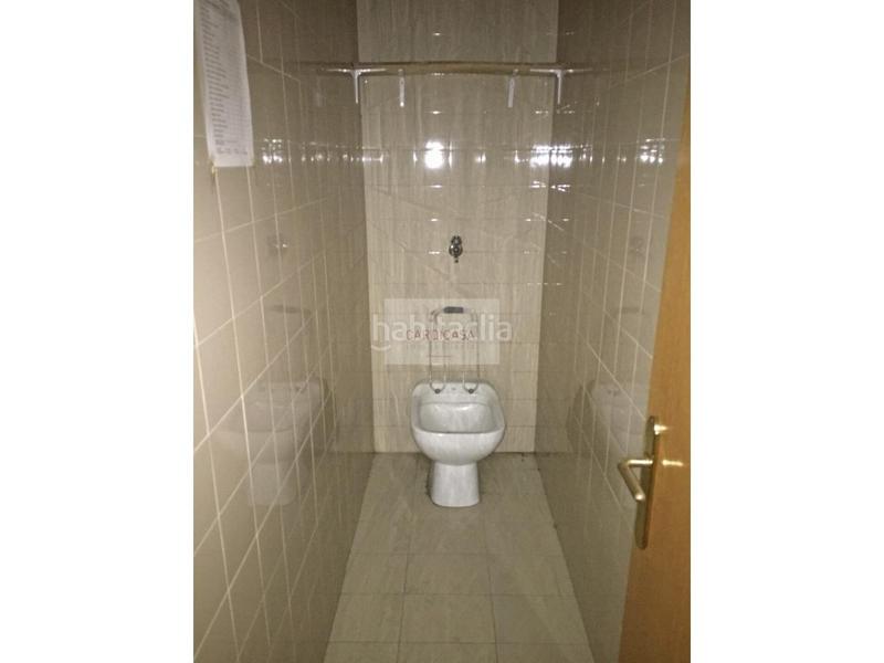 Foto 62df0d8b-f535-4e68-916a-123e39cb26bb. Alquiler local comercial en Fátima Vigo