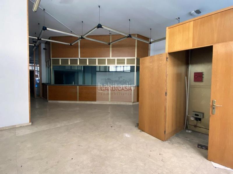 Foto fc26b6e7-b6e2-49b4-83b3-b35527566728. Alquiler local comercial en Fátima Vigo