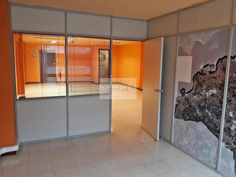 Foto b571936c-e5d3-4500-84c5-e906f2630565. Location bureau avec chauffage dans Camelias - Pi y Margall Vigo