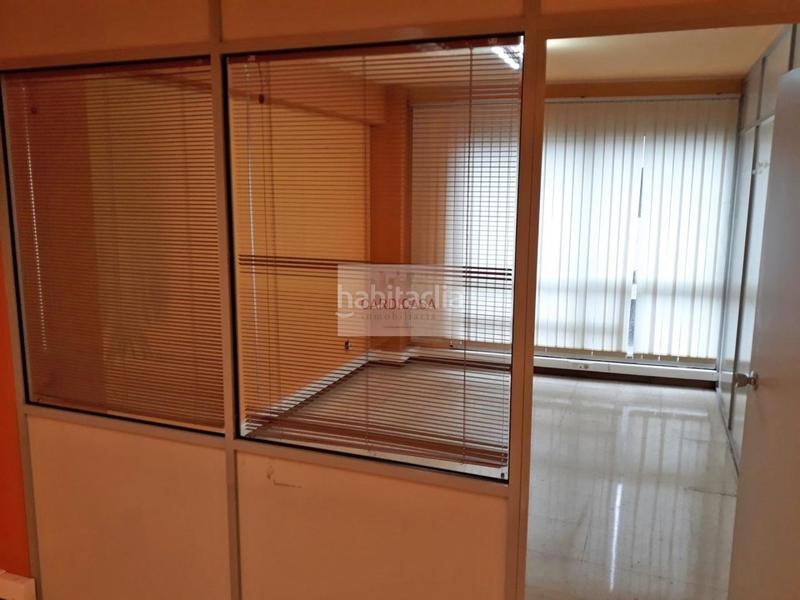 Foto c85bec2a-2ccf-4b6d-b0f6-827758c8c47a. Miete büro mit heizung in Camelias - Pi y Margall Vigo