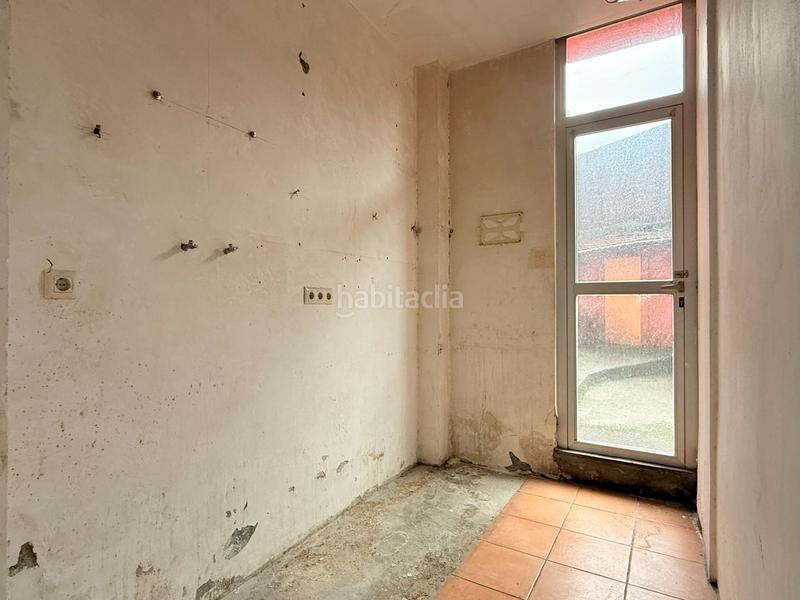 Foto ea9fe572-0beb-4db9-a99d-74cd2a1f608c. Local comercial a Casablanca - Calvario Vigo