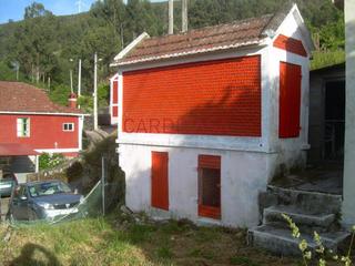 Maison  Luneda. carreira